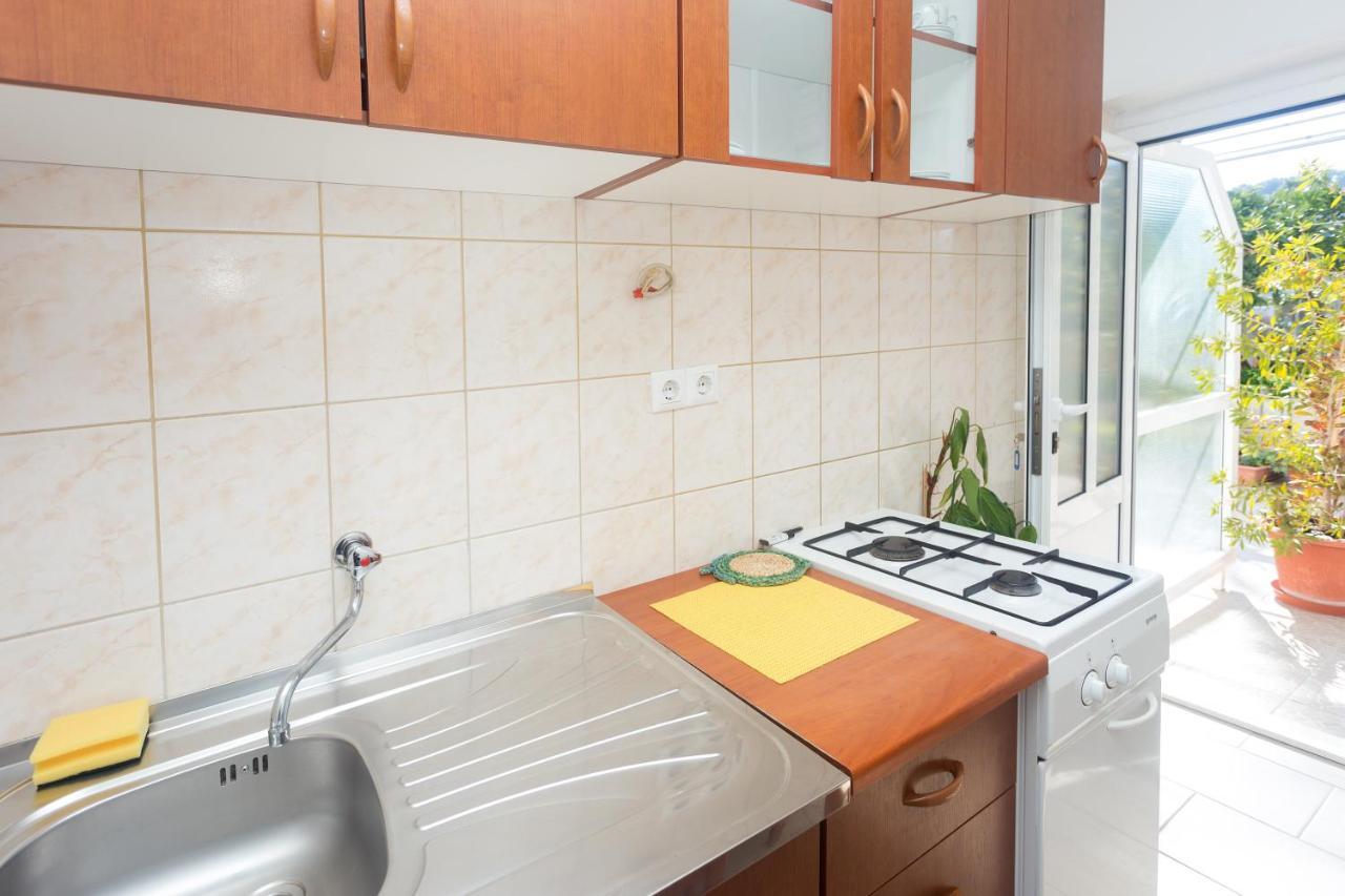 חוואר Apartments Julija מראה חיצוני תמונה