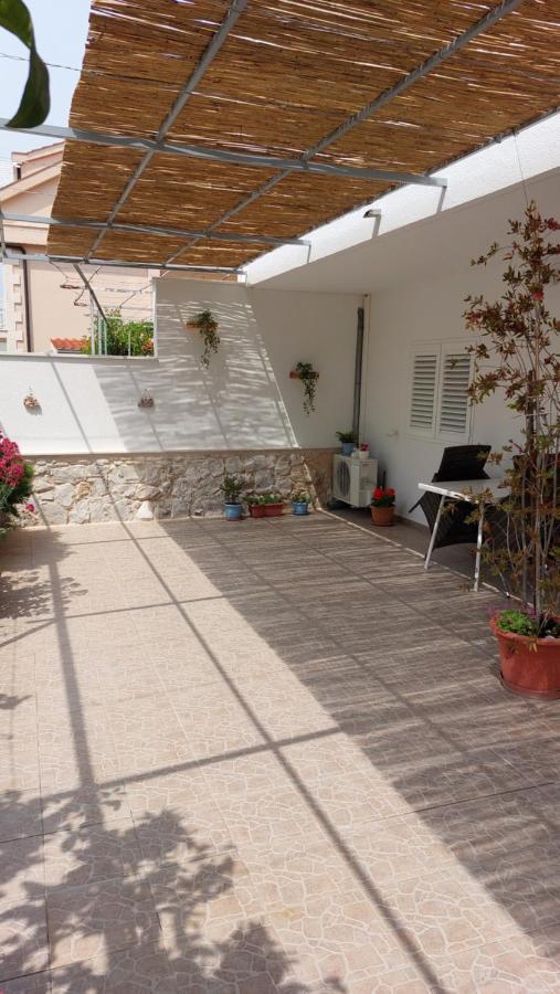 חוואר Apartments Julija מראה חיצוני תמונה