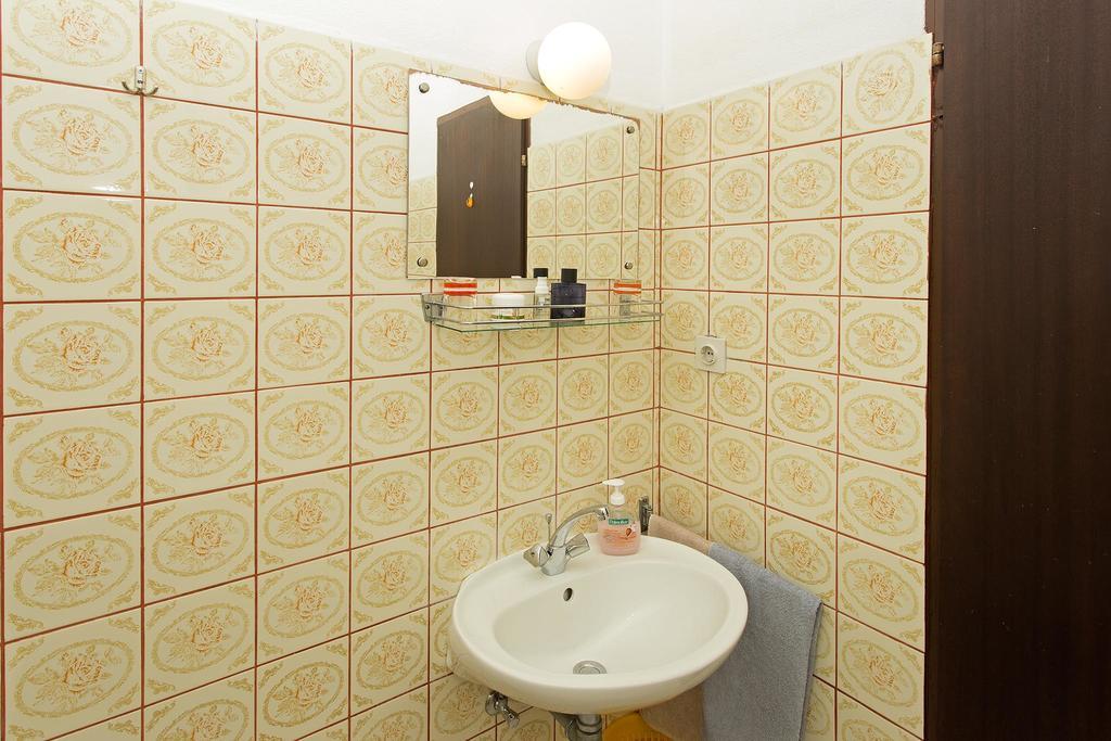 חוואר Apartments Julija מראה חיצוני תמונה