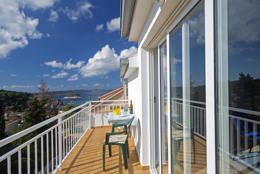 חוואר Apartments Julija מראה חיצוני תמונה