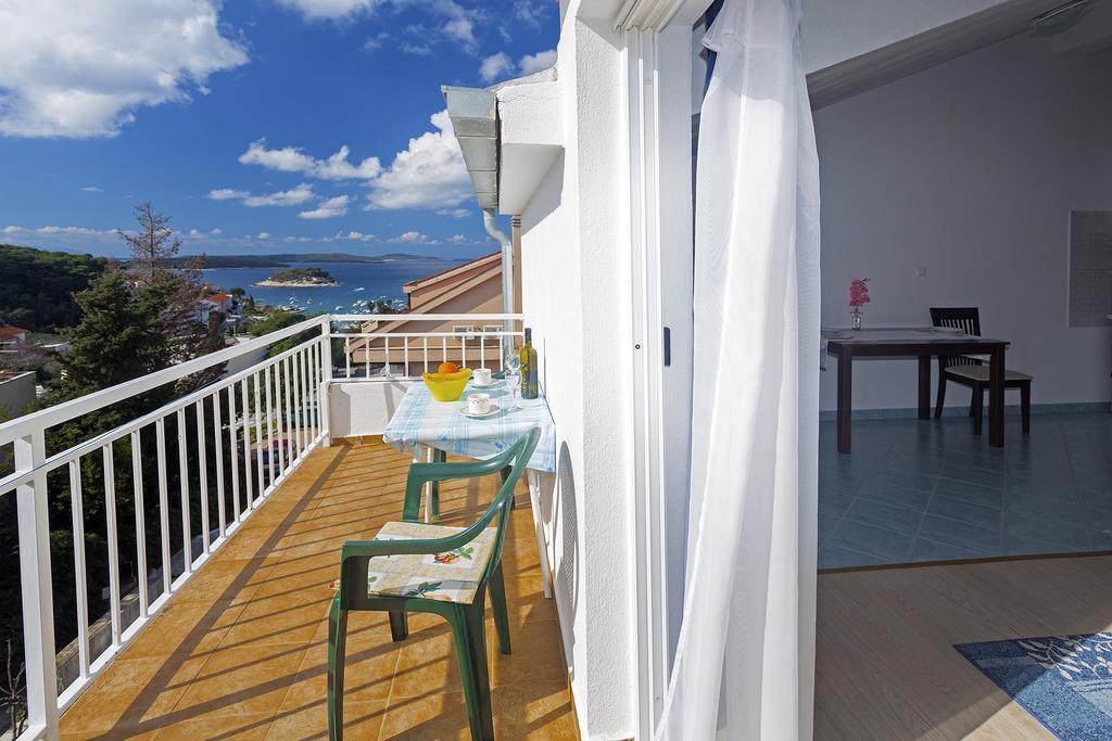 חוואר Apartments Julija מראה חיצוני תמונה