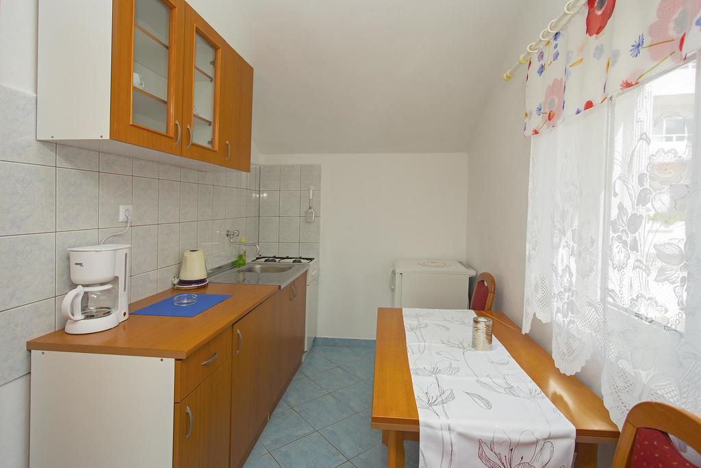 חוואר Apartments Julija מראה חיצוני תמונה