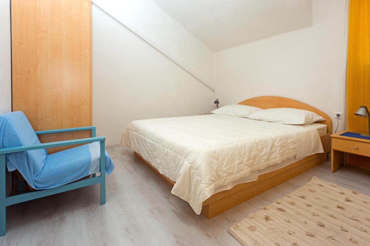 חוואר Apartments Julija מראה חיצוני תמונה