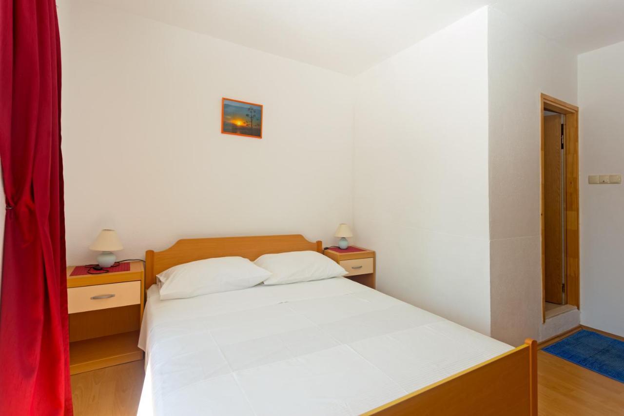חוואר Apartments Julija מראה חיצוני תמונה