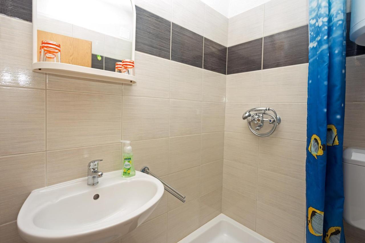 חוואר Apartments Julija מראה חיצוני תמונה